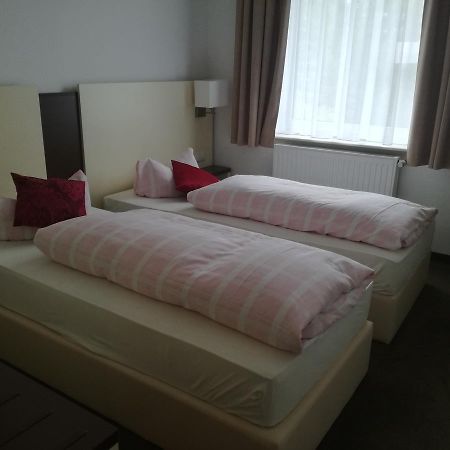 Zeesener Gasthof Hotel Koenigs Wusterhausen Ngoại thất bức ảnh